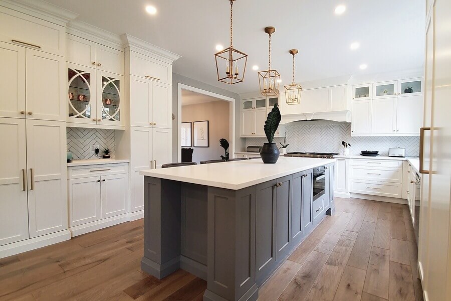 Gourmet chef's kitchen